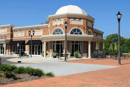 Save Time and Money with Commercial Pressure Washing
