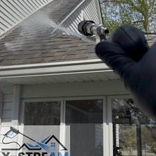 Professional-Roof-Cleaning-Services-Macomb-Township-MI 0