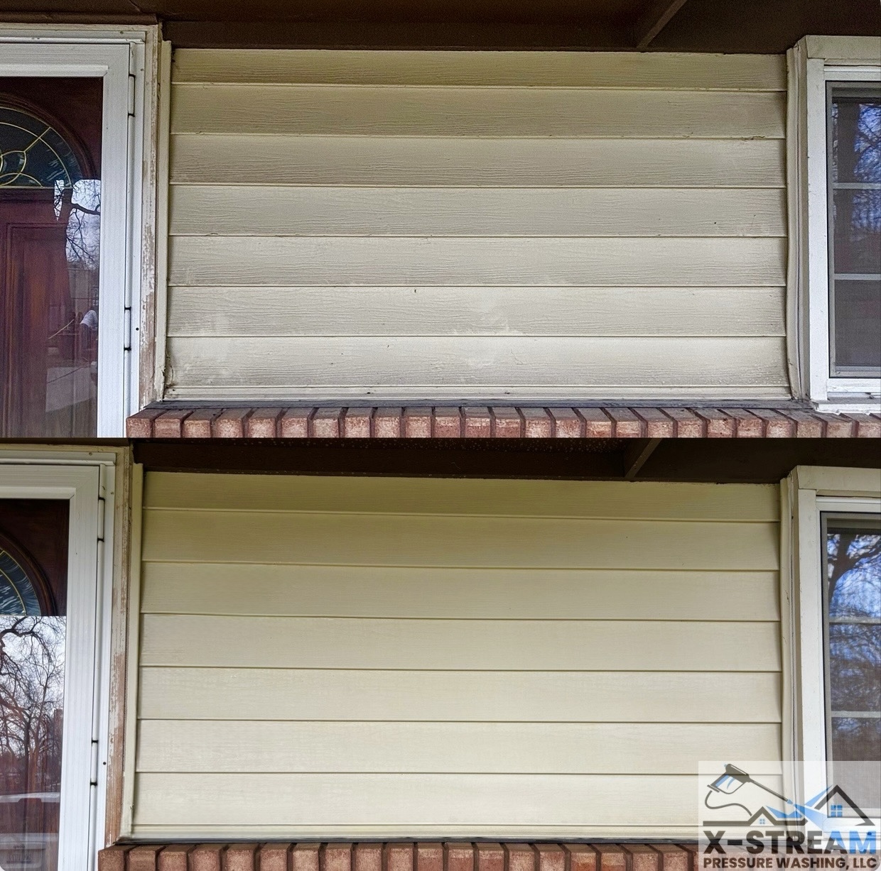 Soft Washing of Vinyl in Shelby Township