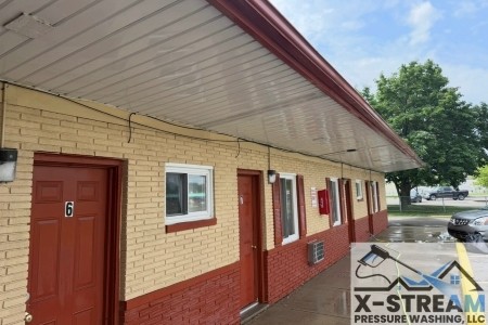 Building & Storefront Washing